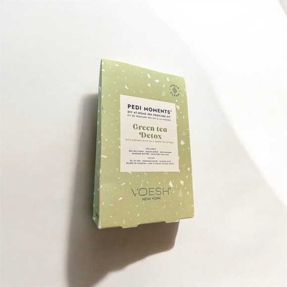 NWT Green Tea Detox Pedi Kit and Spa Head Band - Picture 3 of 8